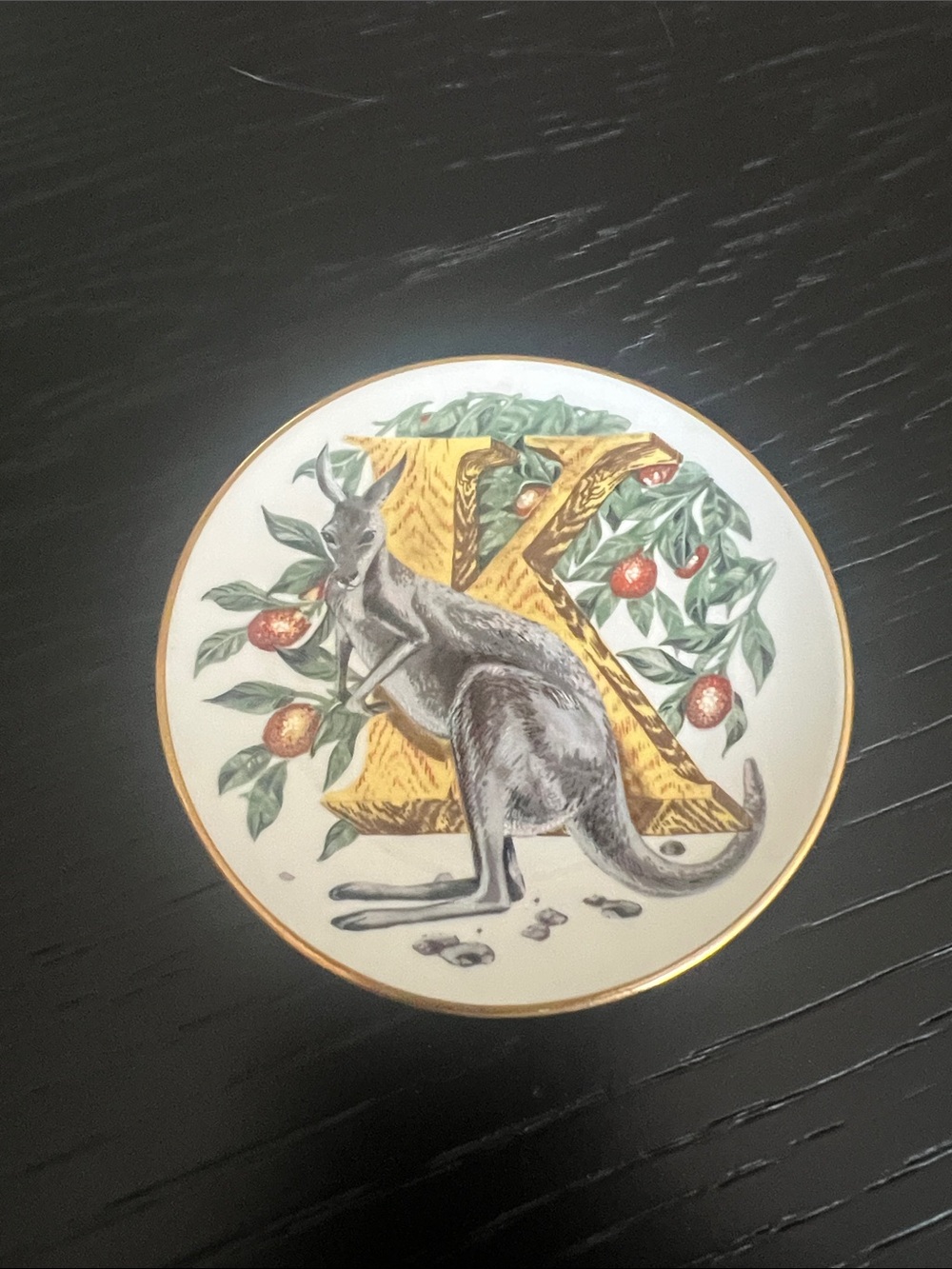Franklin Mint Kangaroo - K Mini Plate in White, Gold and Green